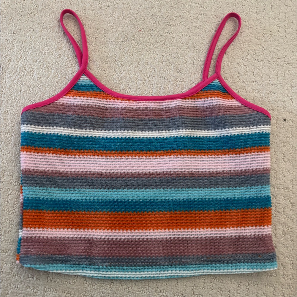 cropped tank top